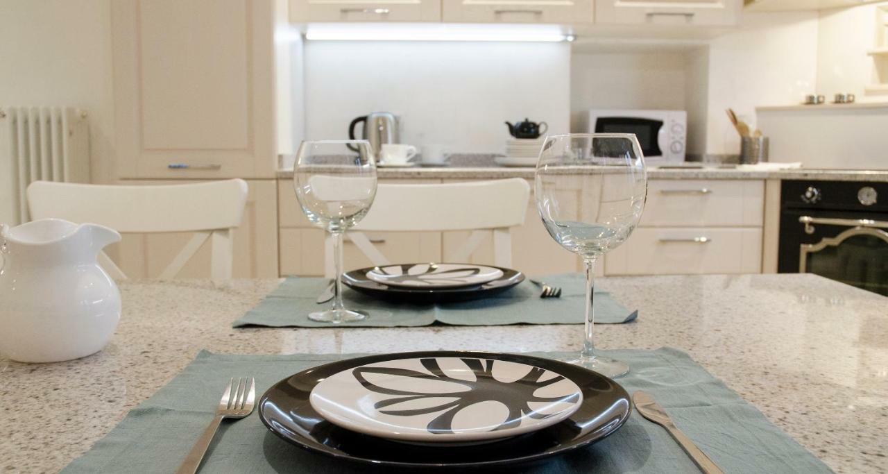 Joivy Splendid 3Br Apt With Parking And Terrace In Como Lake Como Экстерьер фото