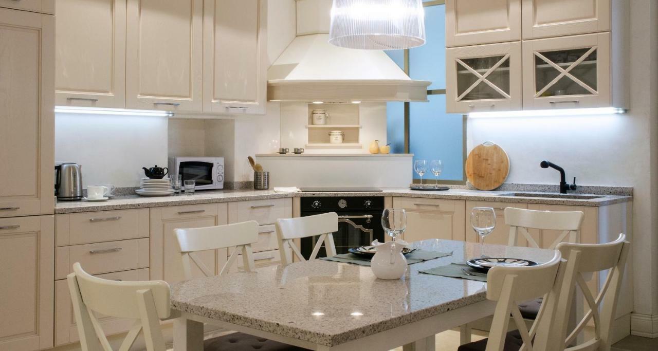 Joivy Splendid 3Br Apt With Parking And Terrace In Como Lake Como Экстерьер фото
